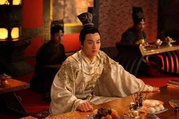 《飞龙全传》：“四龙一虎”的爱恨情仇_赵匡胤_柴荣_郑恩