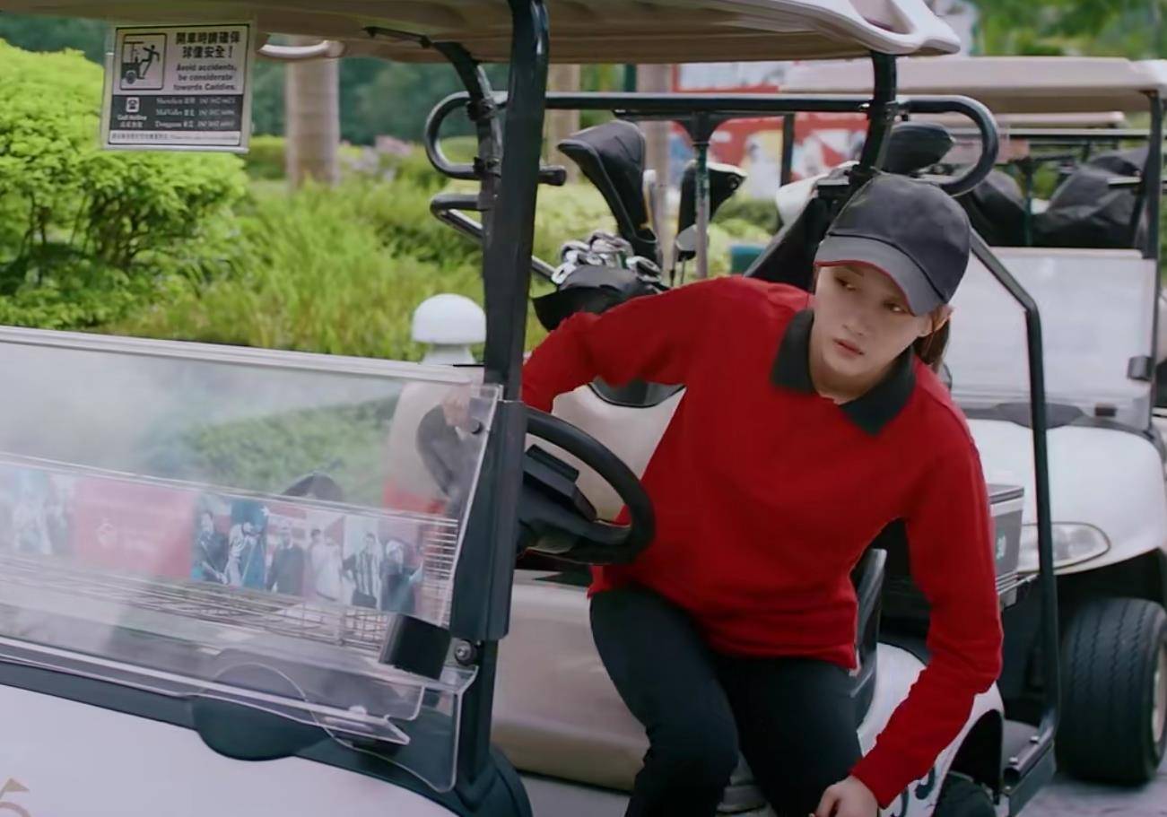 此时,从梁爽的回忆片段可以看得出来,当初两人相识是在高尔夫