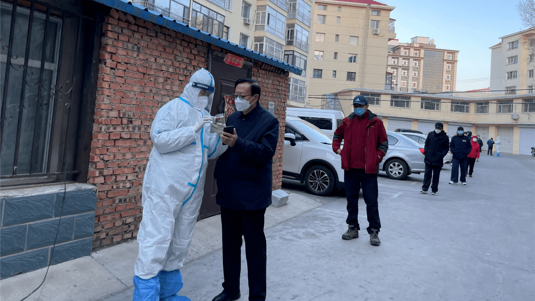 乌兰浩特市1000余名志愿者闻令而动 凝聚战"疫"正能量_工作_防控_疫情