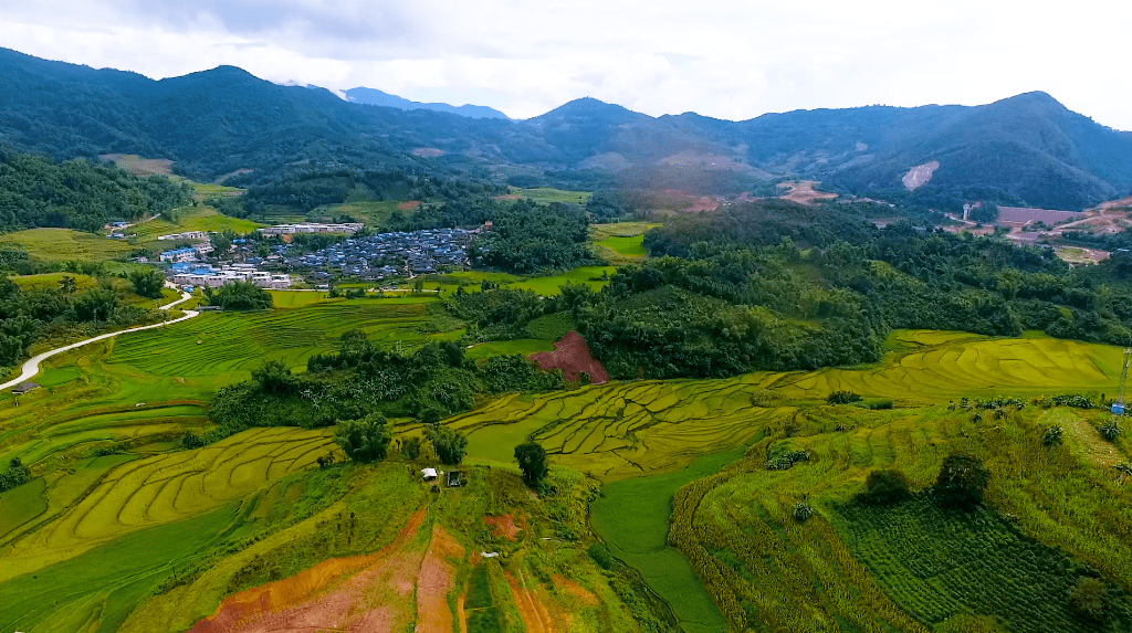 临沧人游临沧 | 勐卡村是遗落在阿佤山里的原生态村落,淳朴自然,人间