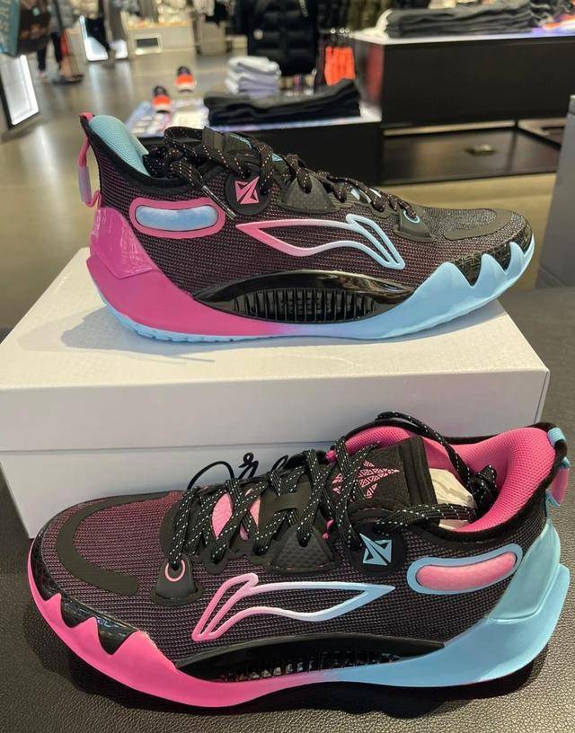 李宁巴特勒一代签名球鞋"黑南海岸"配色来袭_设计_产品_科技