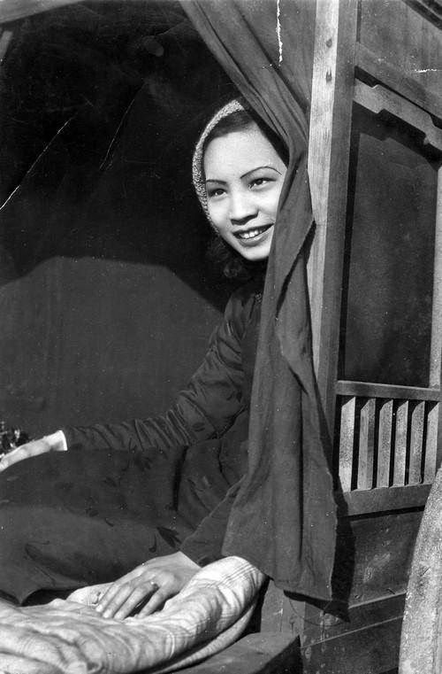 王人美:一生两段婚姻,一婚长久无法释怀,二婚从平淡到不离不弃_金焰