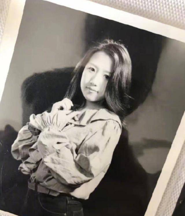 蓝盈莹张馨予刘芸宋妍霏晒妈妈美照,个个都是神仙颜值_刘雯_节目组