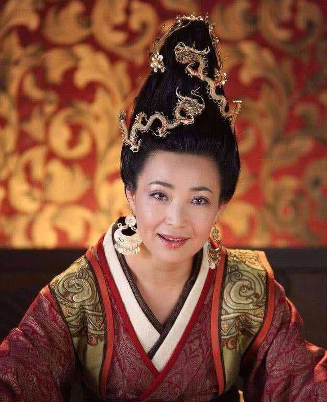 汉惠帝刘盈还是一个不错的人,他比较厚道,当年吕后要杀赵王刘如意,汉