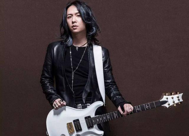 从"快男"到"销声匿迹",40岁的张淇凭什么在"哥哥"节目翻红_黑豹乐队