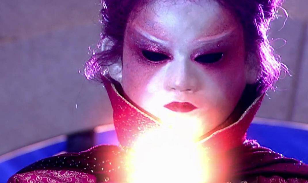 他因饰演阴蚀王被称为童年阴影,如今穿上军装后,却帅到不敢认_修庆