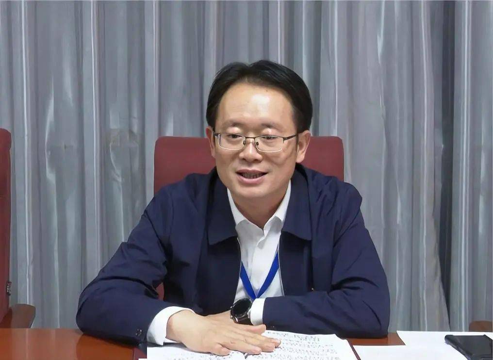 【时政要闻】阿克塞县重点项目建设推进会召开_工作_陶涛_目标