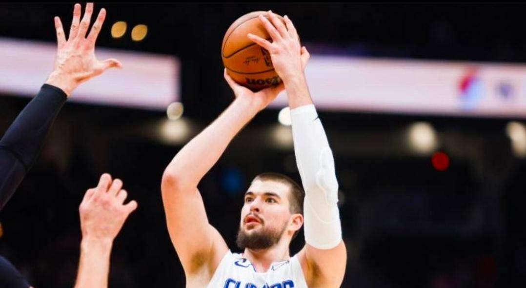 砍下31分29篮板3盖帽,堪比贾巴尔!湖人真的不应该交易他!