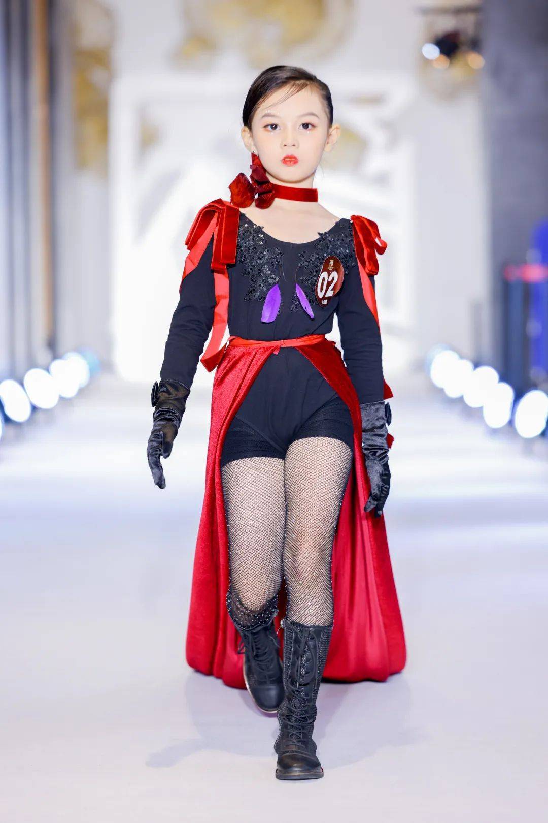 第一童星冠亚季专访 | 恭喜杨梦妤获得惠州总冠军!_总决赛_童模_时尚