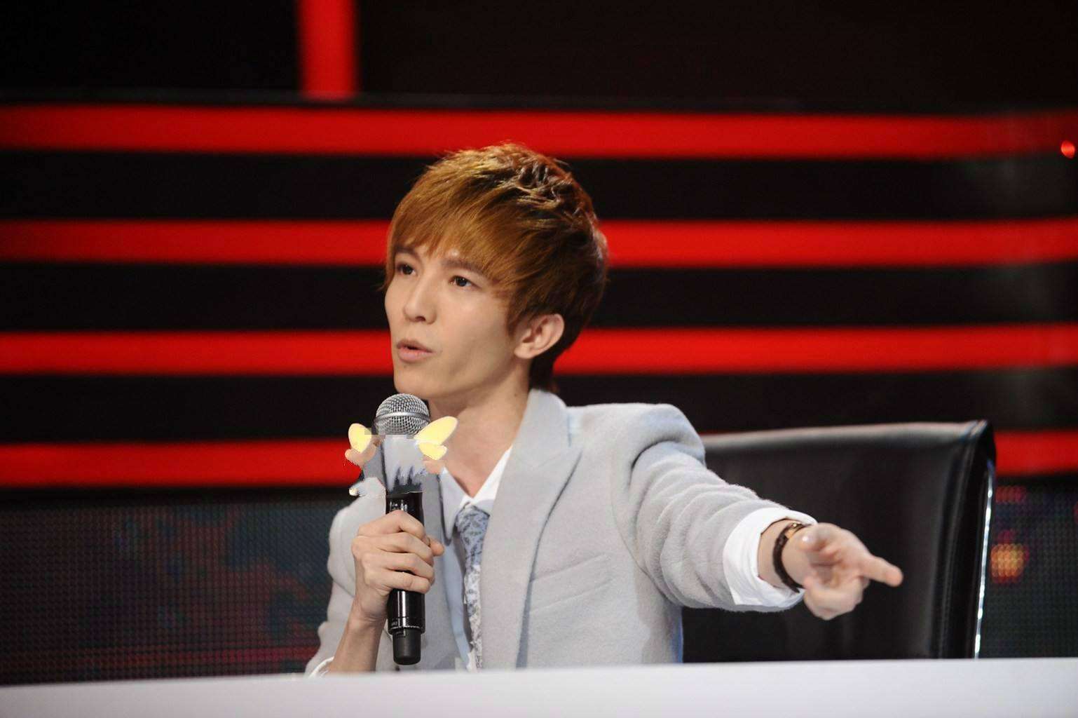 "抄袭大王"郭敬明,终于为自己的傲慢付出了"代价"_上海_生活_创作