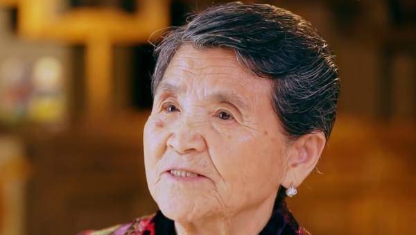 安迪_奶奶_妈妈