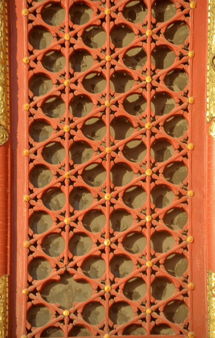 故宫太和殿隔扇窗细部故宫太和殿三交六椀隔扇窗棂黄花梨嵌竹黄藏经柜