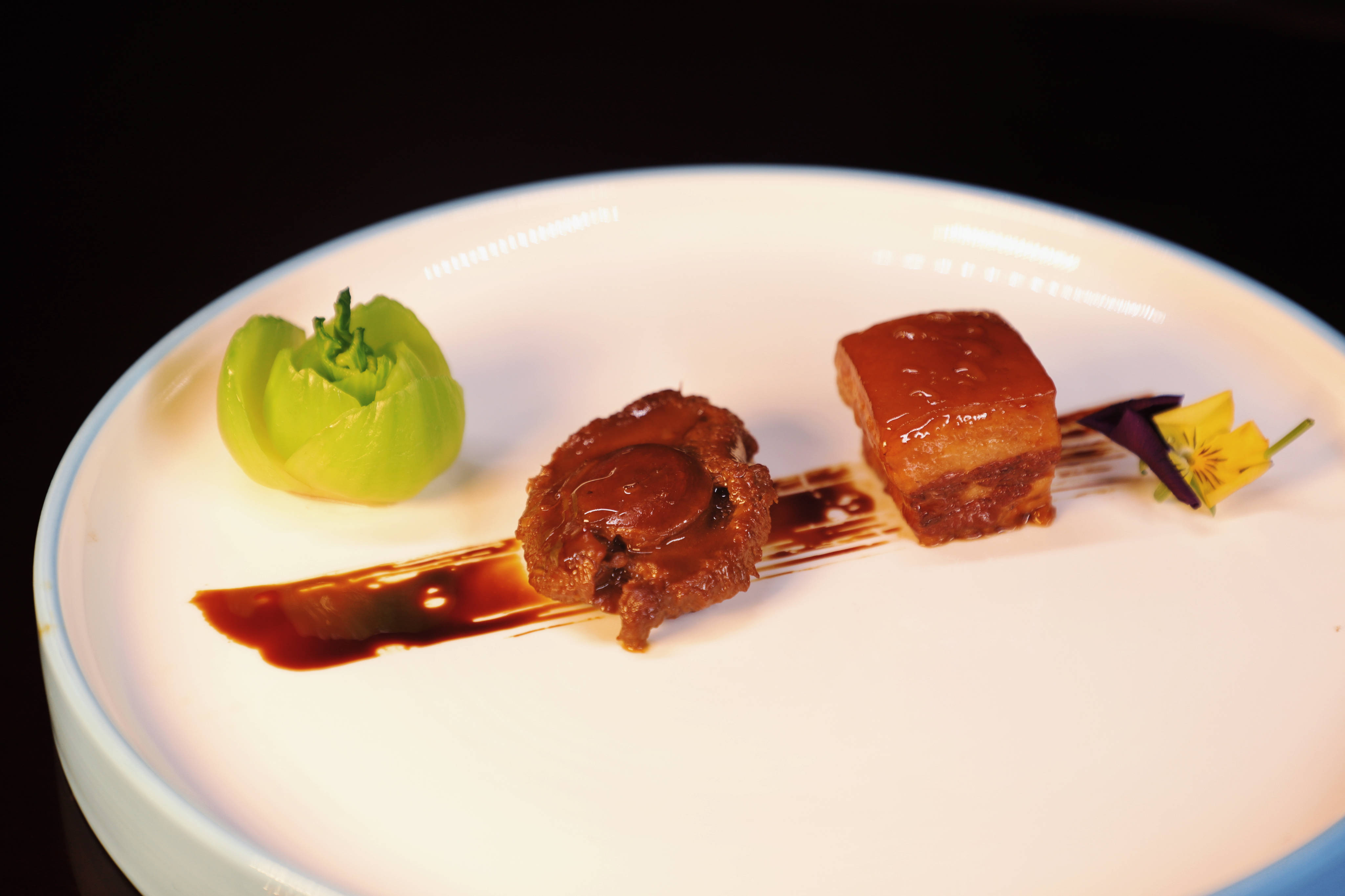 一场以"寻味淮扬·弘扬国宴"为主题的美食之旅于泉州富力万达文华酒店