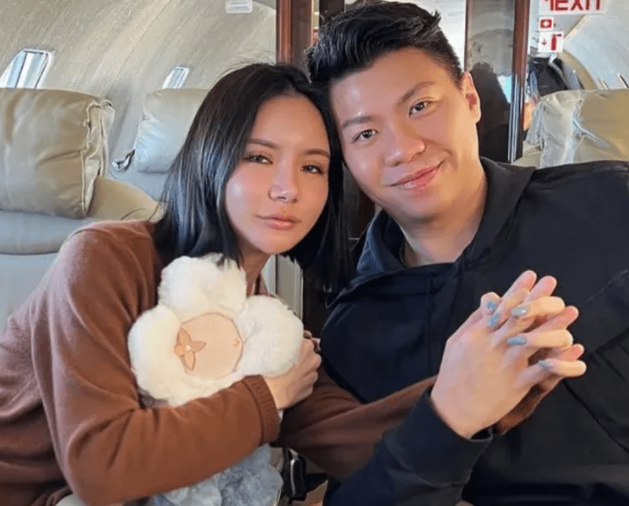 何猷君前任承认婚变!