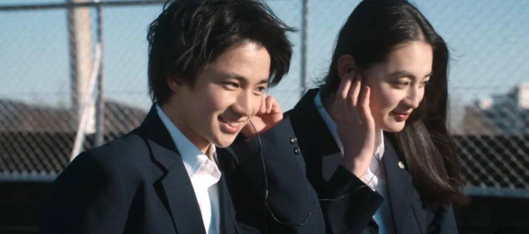 满岛光×佐藤健,《初恋》画面帧帧好看!_丁香_光影_love