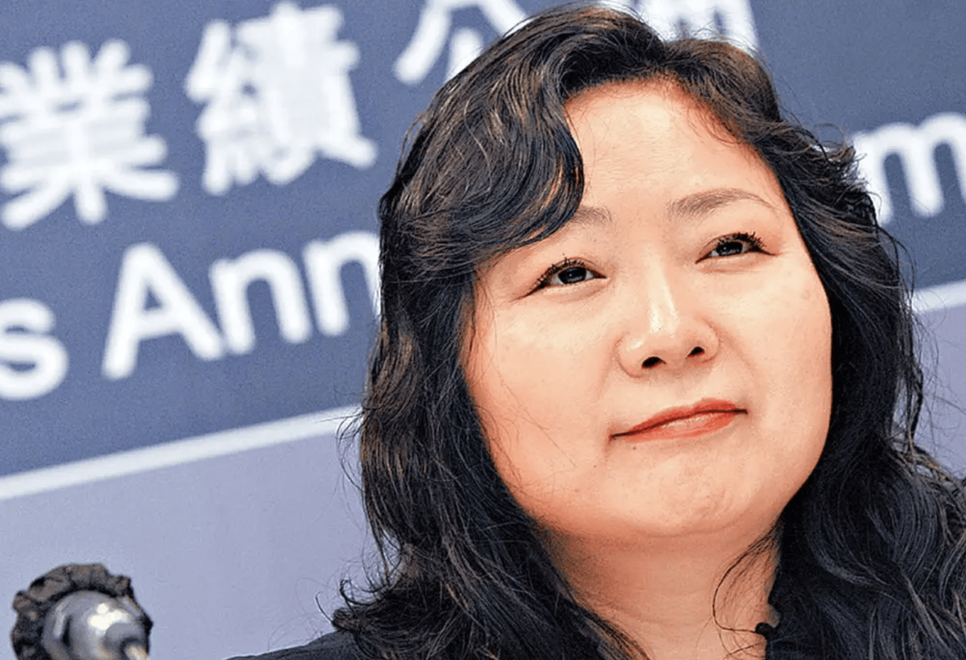 重庆女首富吴亚军:创龙湖帝国,丈夫离婚娶空姐,大方分其200亿_工作