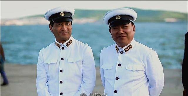 多年以后,岛上的孩子们在一起玩闹时,有一个小姑娘就问江国庆:"听说你