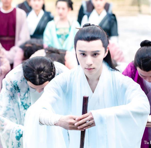 《择天记》是鹿晗主演的第一部电视剧,也是权沛权出道演的第一部戏,他