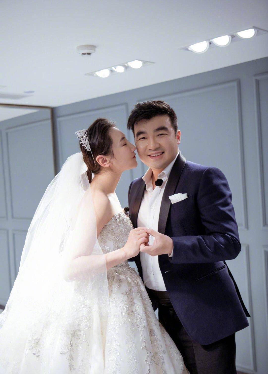 梁超前妻王晓娜,长文回应:不后悔离婚,别拿何雯娜梁超的事烦我_因为