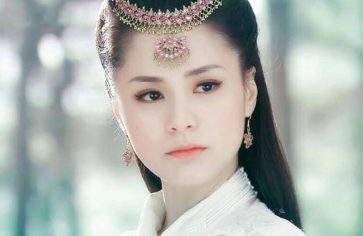 盘点阿娇古装造型:紫薇仙子惊艳,钟灵素高冷,而仙乐是童年回忆_扮相