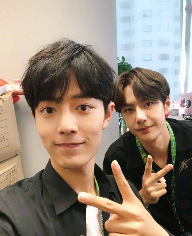 肖战和王一博同框,他们都挺好_性格_耿直_眼神