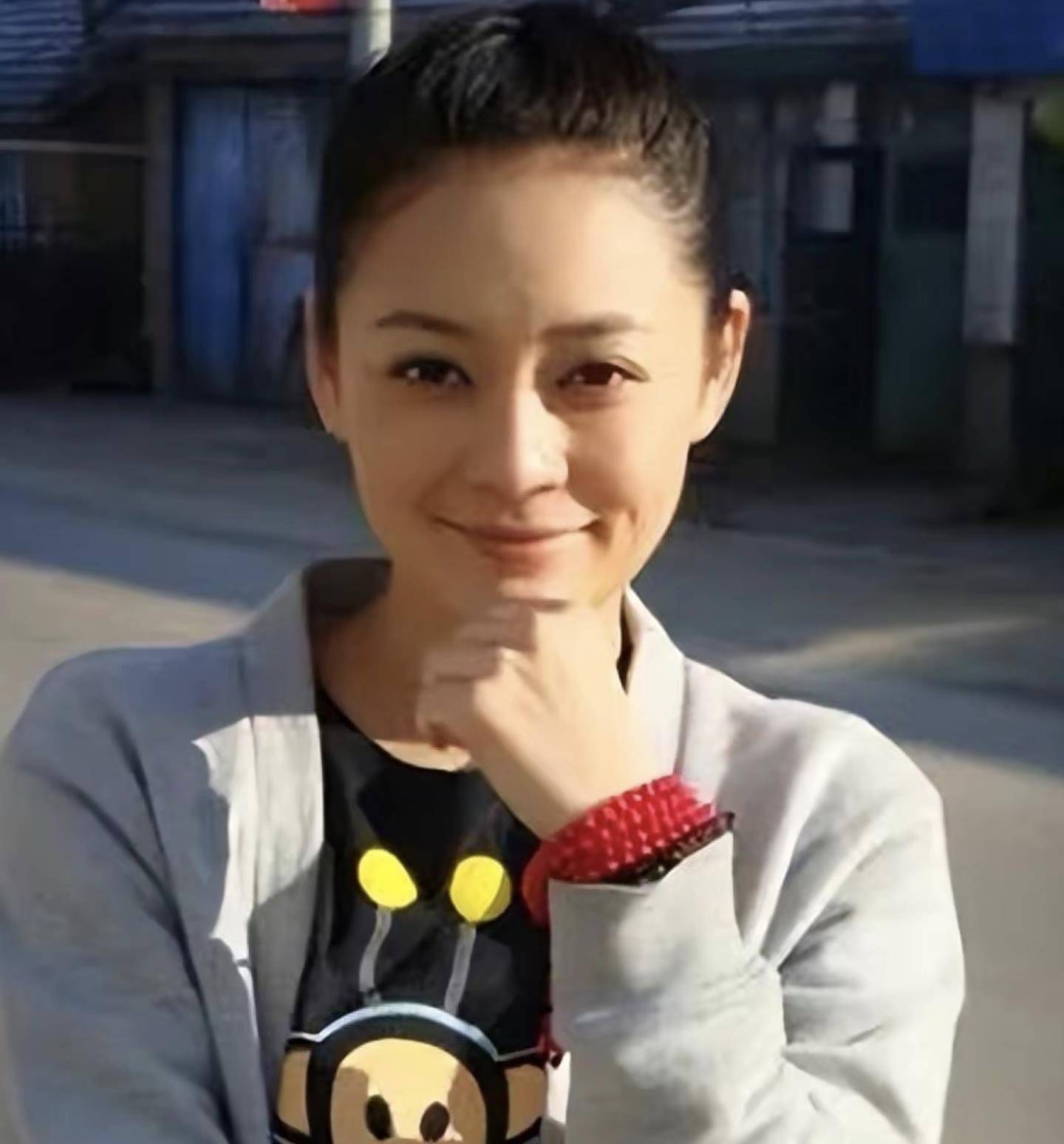 "硬汉"连奕名:为娶杨若兮,分手陈佳妍,前妻红了,他凉了_连奕铭_父亲