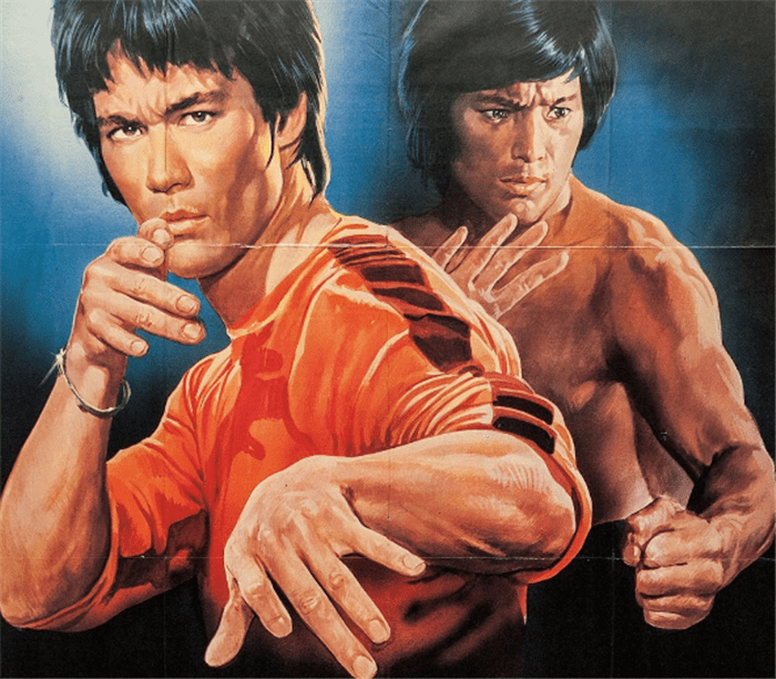 当然了,如果抛开李小龙的话,唐龙,黄正利,李海生,他们的武打动作可看