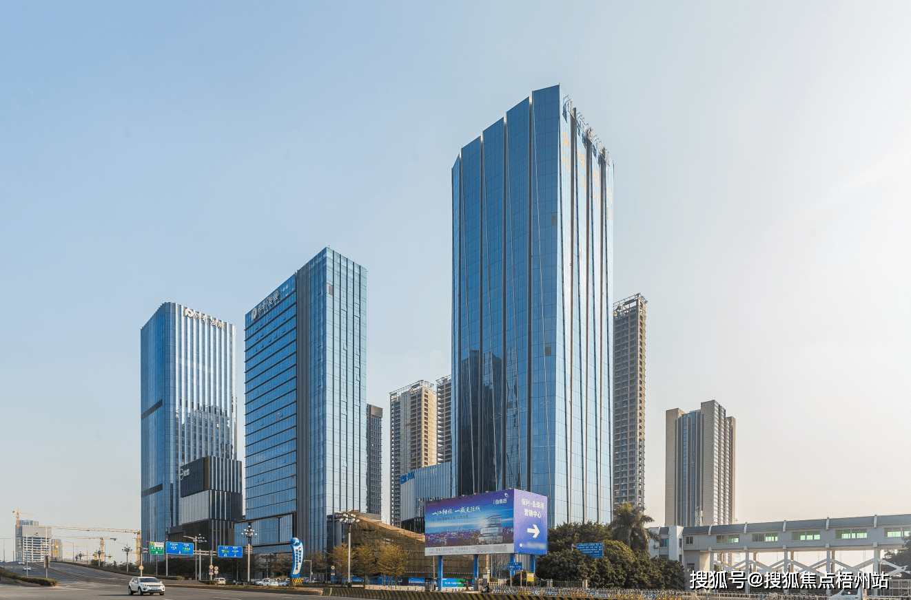 广州保利鱼珠港写字楼物业招商中心 附近写字楼出租信息_工位_面积_交通