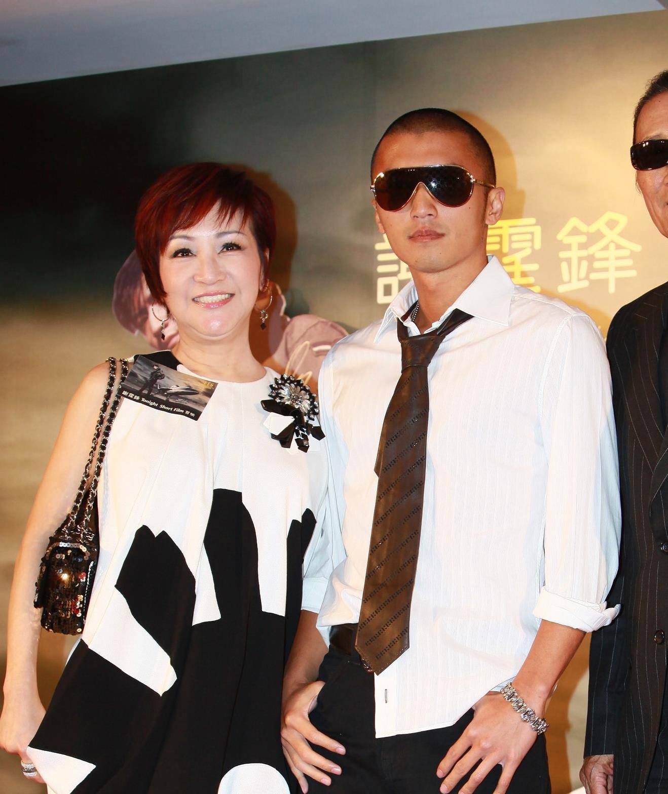 谢贤一生5段感情不跟49年女友结婚因不想害人_coco_冯宝宝_生活