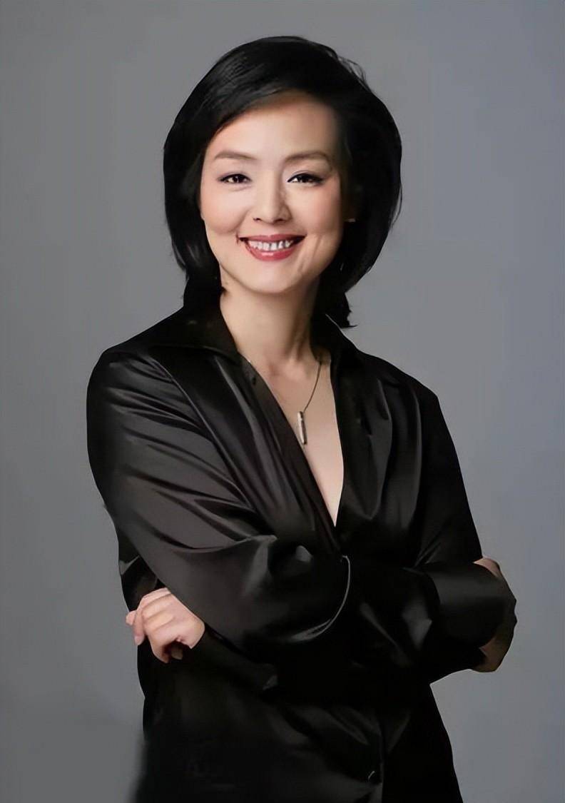 孙小梅:喊朱时茂叔叔,能主持会唱歌,38岁高龄生子,生活幸福_观众_节目