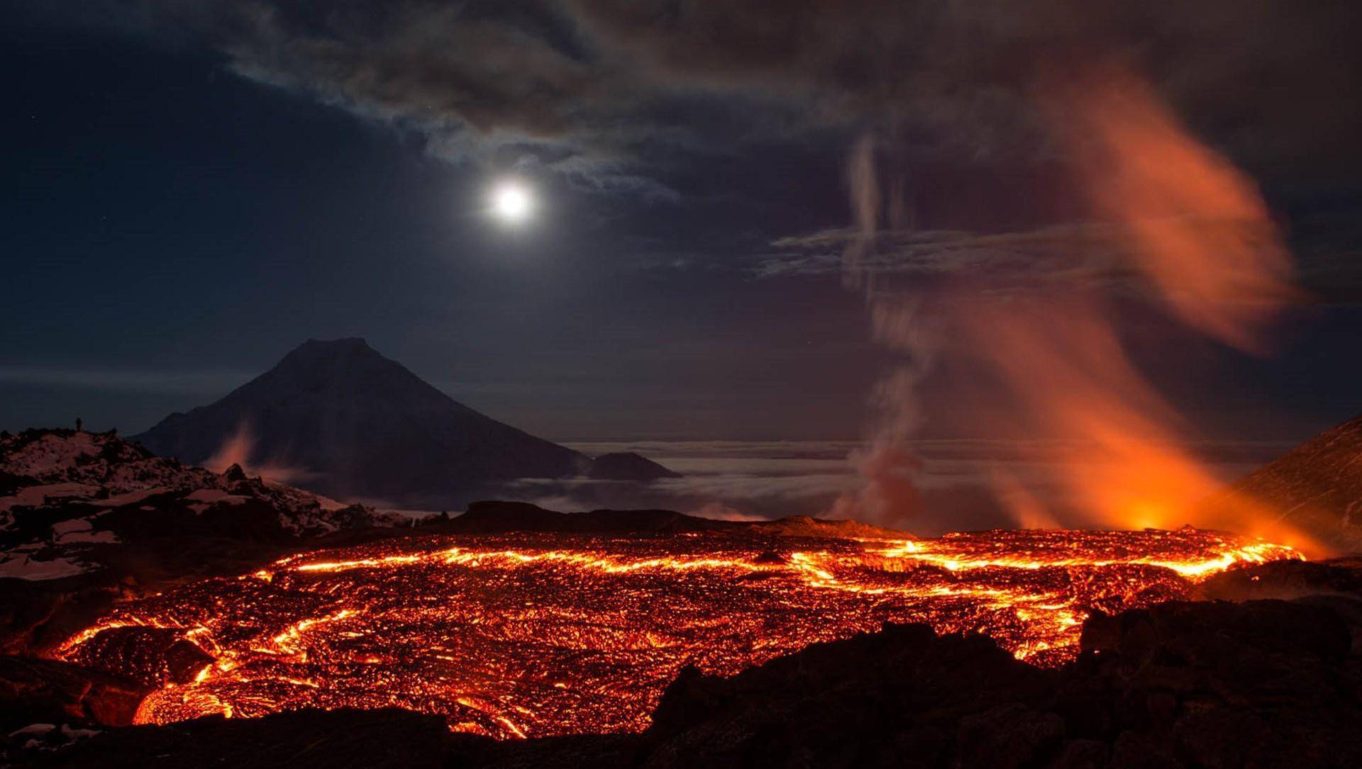 印尼塞梅鲁火山发生大规模喷发 冷冬真的来了吗?_影响_地球_严重威胁