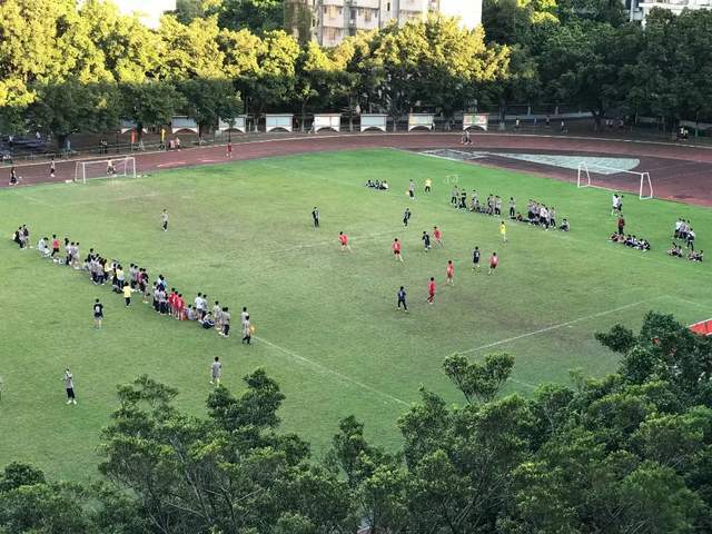 石中人的小小"世界"——石门中学的"世界杯"_足球场_校友_参赛