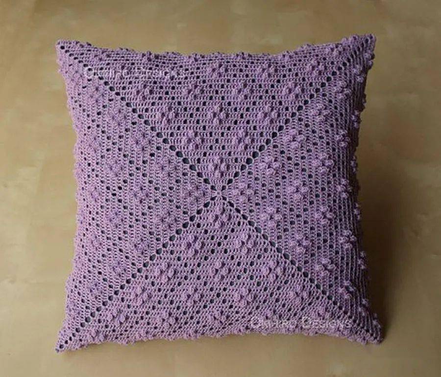 这组钩抱枕的玉米粒花样用的太精彩了,咋那么好看_菠萝_美人_外套