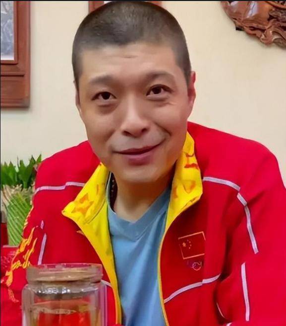 郭德纲的徒弟刘云天,坦言回德云社要看机遇,回也是跟曹云金一起_离开