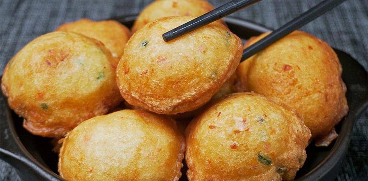 好吃的鸡蛋泡,不用揉面,不用醒,用筷子搅拌,三分钟出锅,真香_面糊