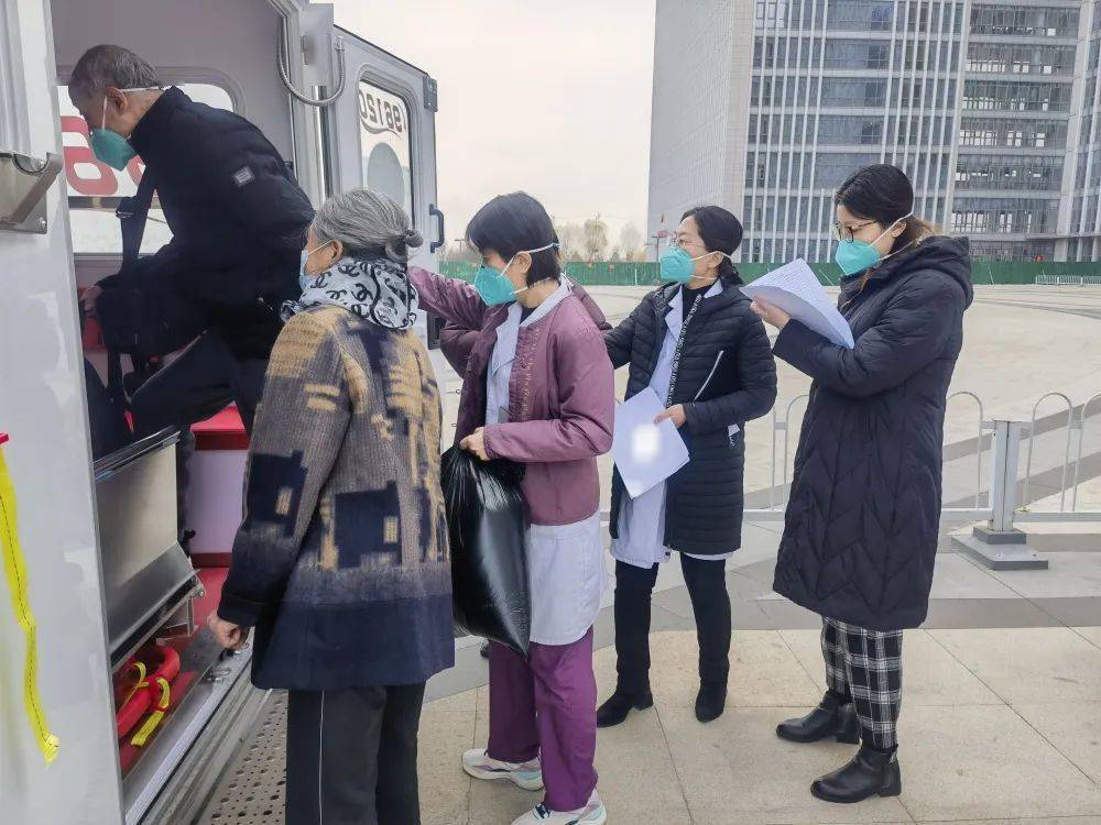 關于北大醫院掛號微信客服-我來告訴你，全國人民一起抗擊疫情的信息