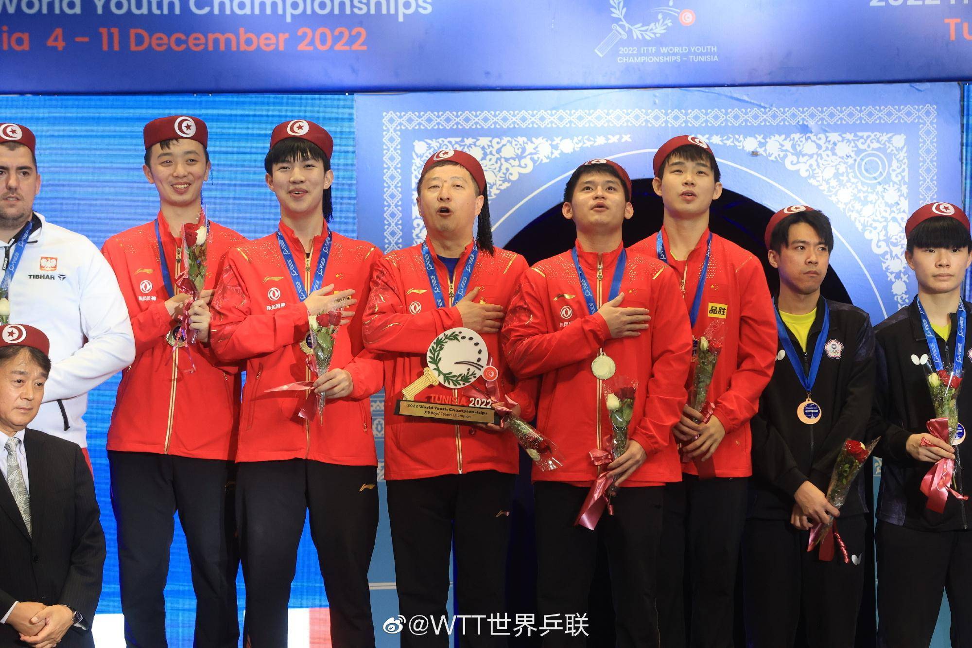 国乒u15女团由向俊霖,闫禹橦,丁怡婕,高雨欣组成.