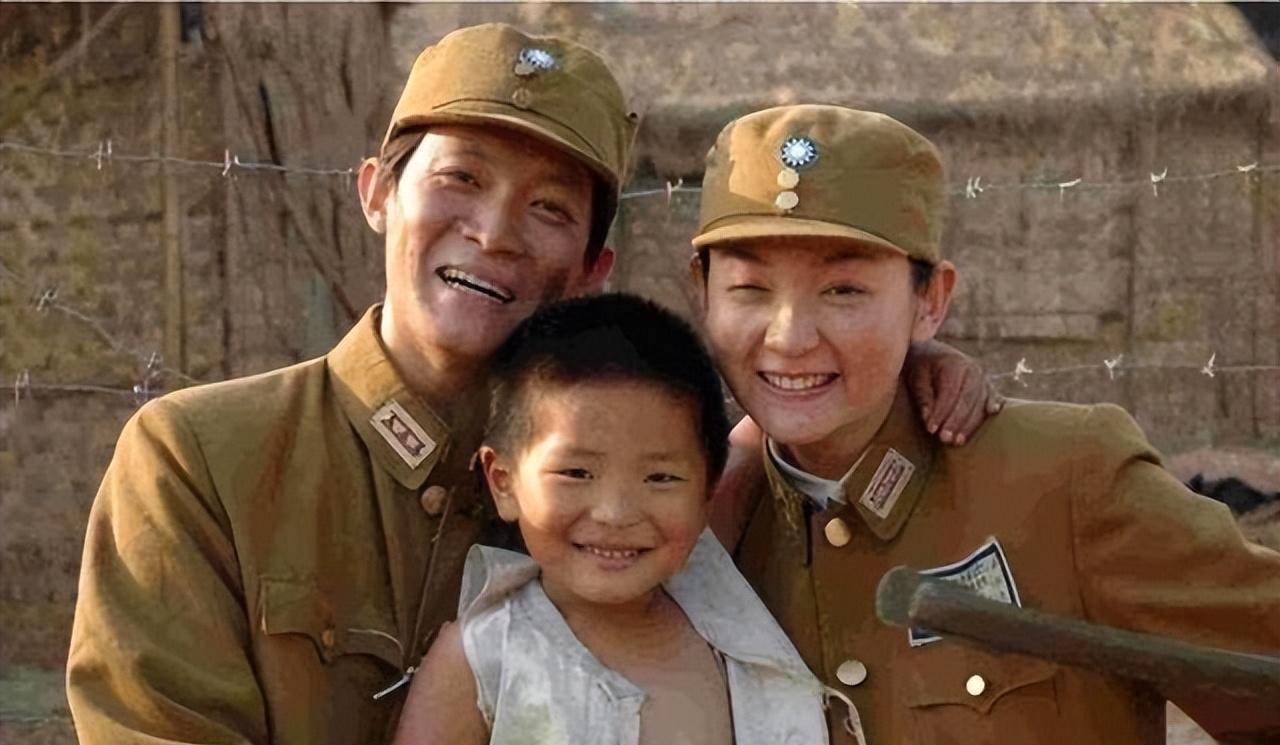 郭靖宇三个孩子的照片图片