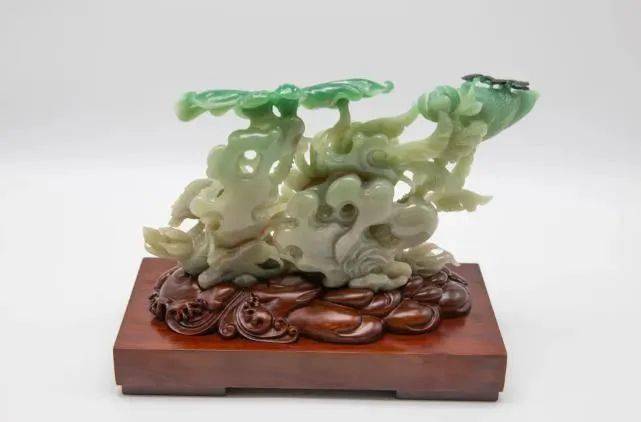 据国家工艺美术产业公共服务平台介绍,玉雕的品种很多,主要有人物