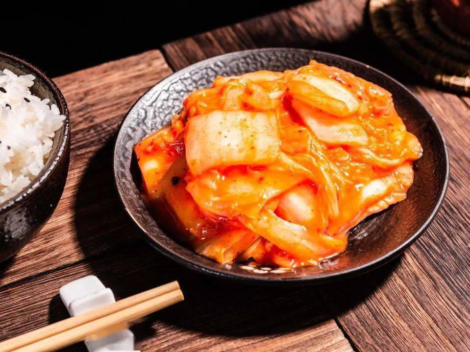 比如常见的,韩式泡菜火锅