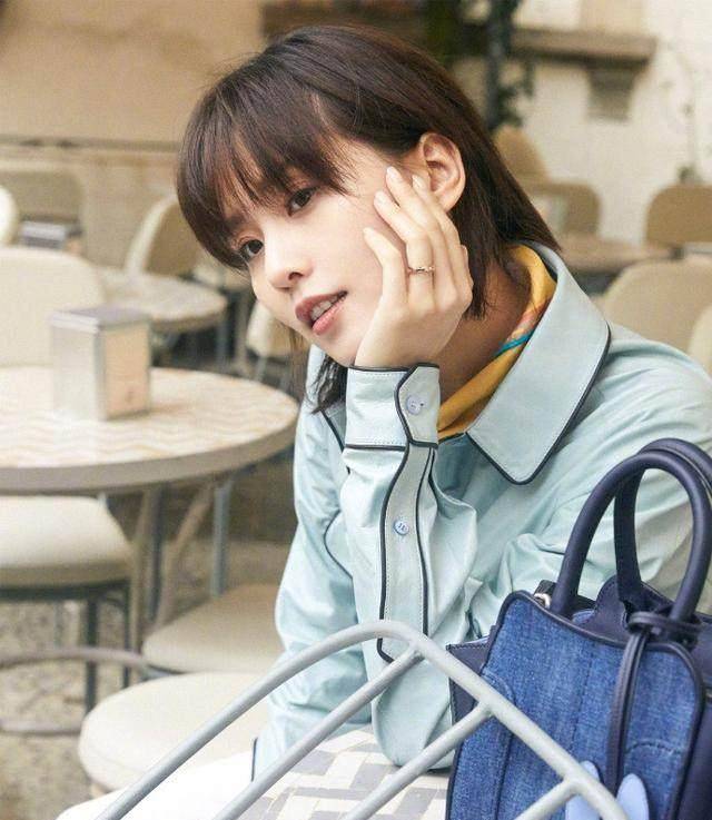 刘诗诗剪八字刘海 波波头发型,秒变清新少女范,你剪了也不老气_效果