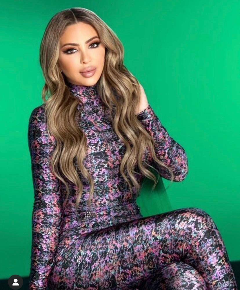 恭喜皮蓬前妻,邀约不断,又参加派对,开启假期,晒自拍,真迷人_拉尔萨