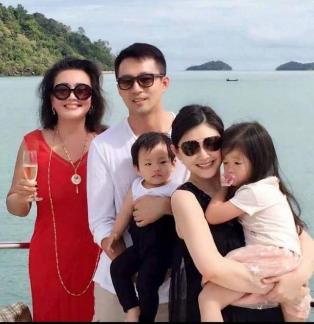 韩媒称汪小菲是财阀前夫,出身贵族,张兰会趁势进军韩国市场吗?