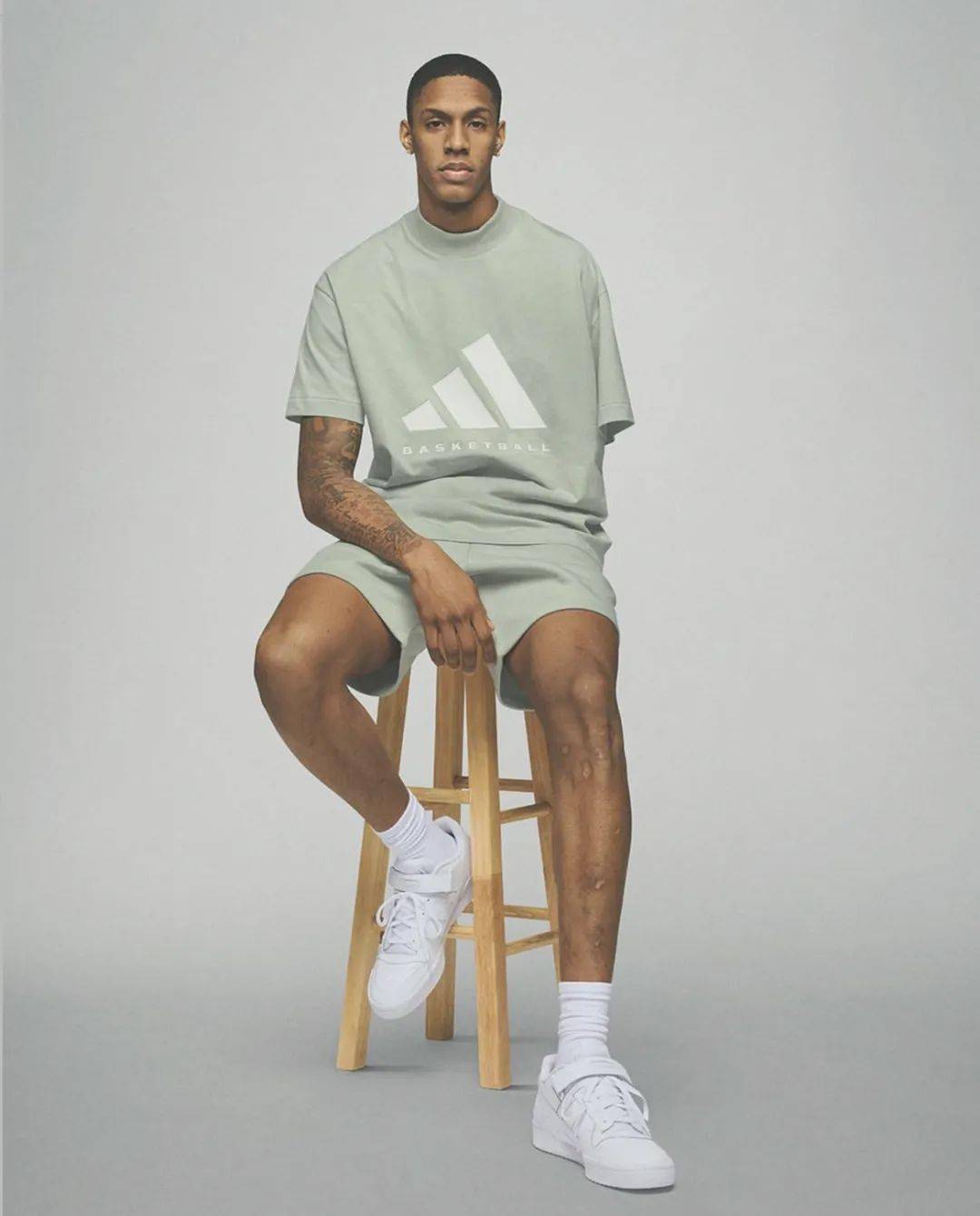 虽然很像,但是不是jerry lorenzo 终于出面澄清?_fear_god_adidas