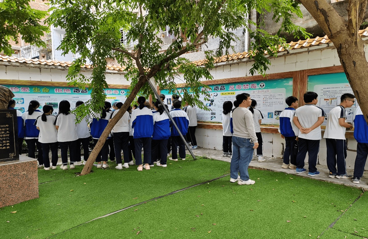 茂名滨海新区博贺学校开展毒品预防教育 "五个一"活动_禁毒_防毒_全体