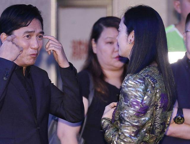 梁朝伟与周星驰不曾同框拍戏,幼时相遇多有趣,人生比肩多得意_姚晨