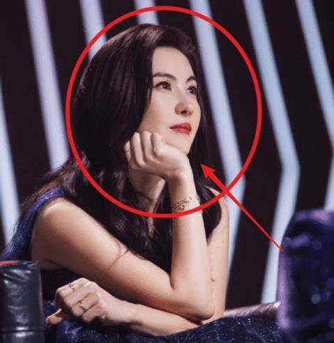 张柏芝在乌镇被偶遇,生图被疯传,40岁的脸部状态太真实了_姐姐_美人