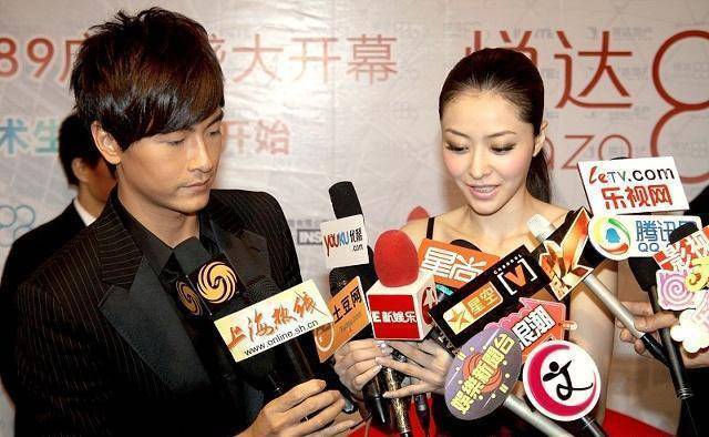 看看身处影视圈的颖儿和郑元畅面临困境如何对待_调整_角色_生活