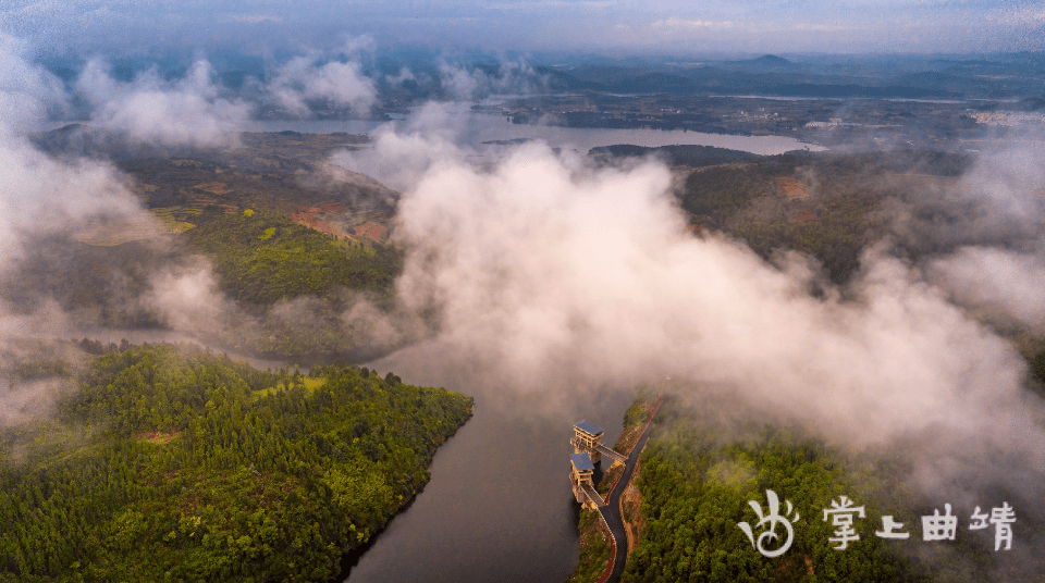 清晨,在罗平阿岗水库拍到的一幕!_水利工程_供水_曲靖市