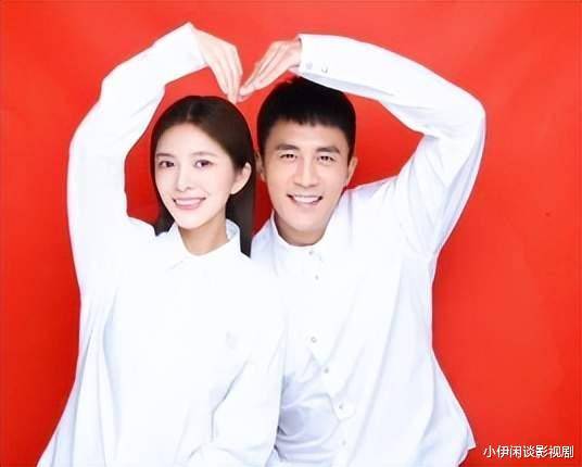 2022年12月1日,杜淳晒出结婚证